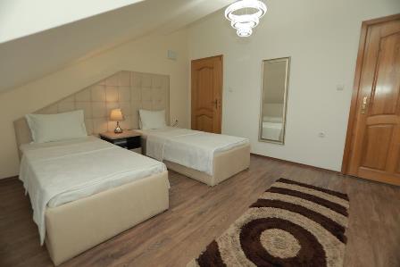 Cleon Bedroom9